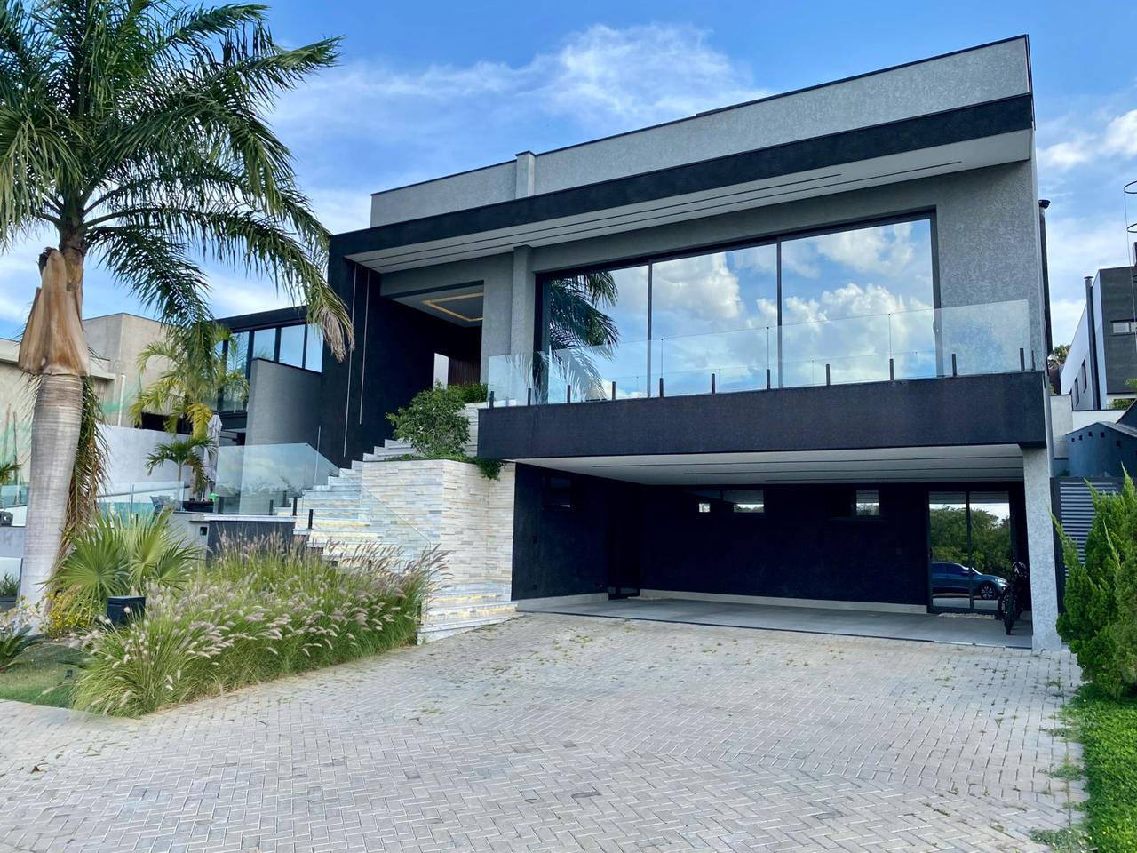 Casa de Luxo com 4 Suítes em Alphaville Nova Esplanada